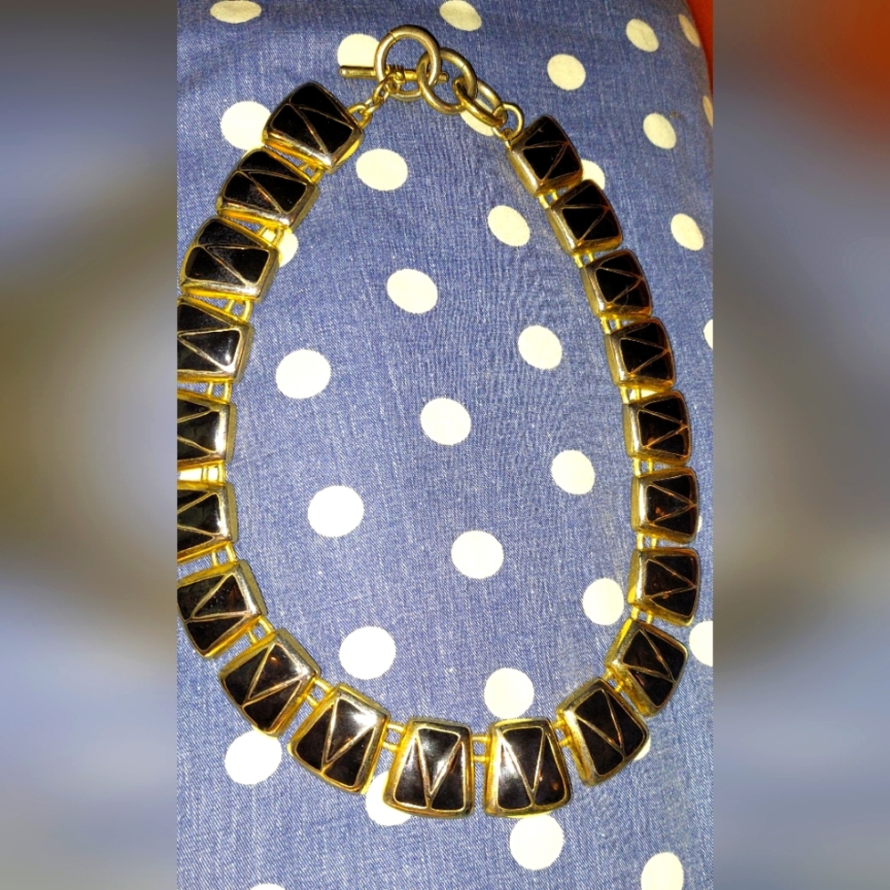 Vera Wang Black and Gold Necklace